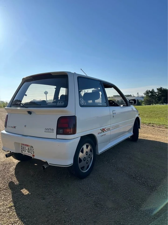 1990 Daihatsu - Image 6 of 16