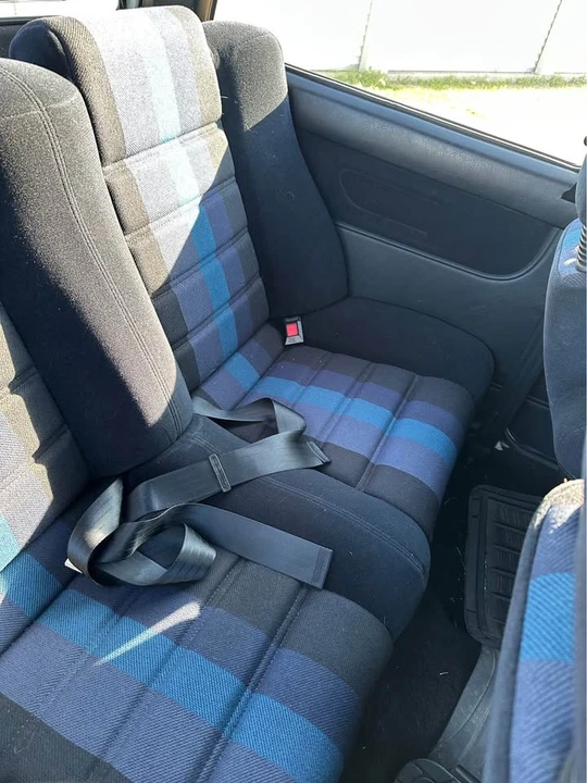 1990 Daihatsu - Image 10 of 16