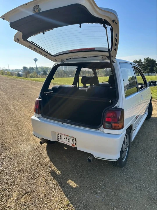1990 Daihatsu - Image 11 of 16