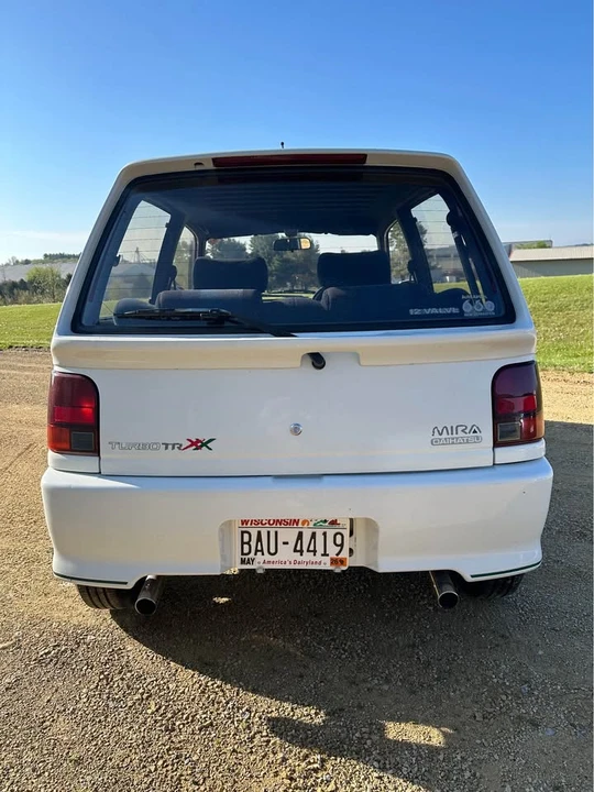 1990 Daihatsu - Image 5 of 16