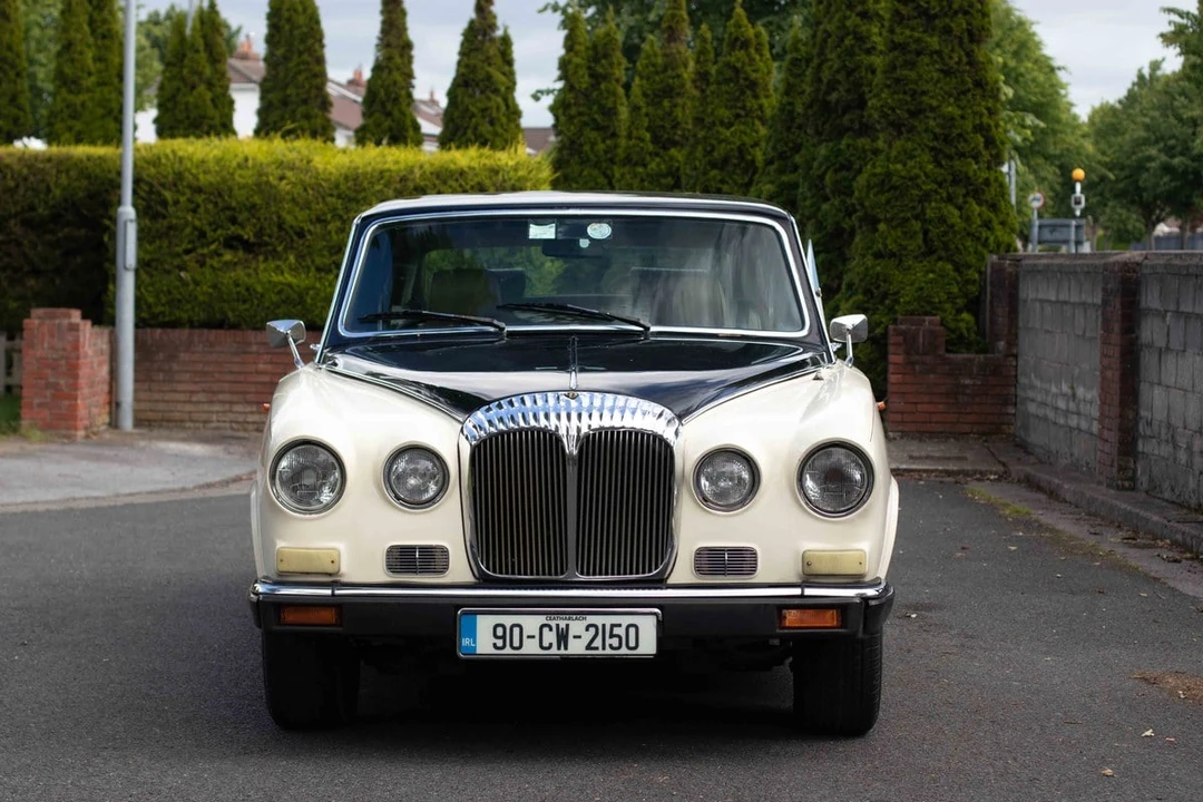 1990 Daimler - Image 2 of 30