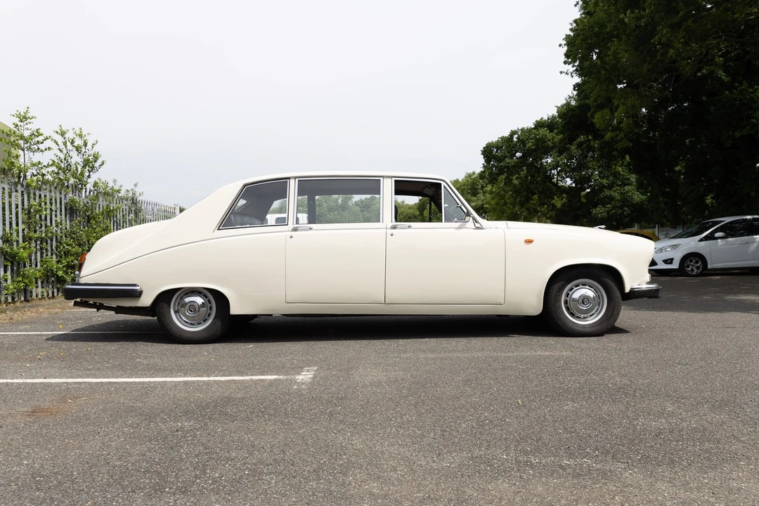 1990 Daimler - Image 2 of 30