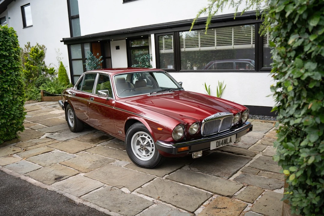 1990 Daimler - Image 3 of 30
