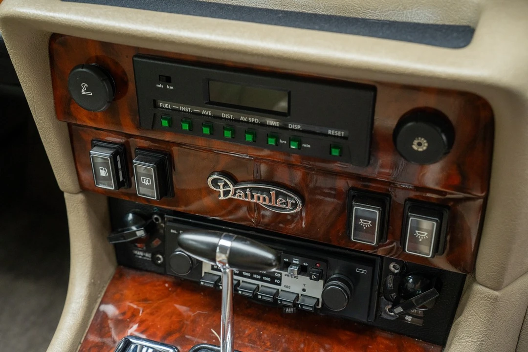 1990 Daimler - Image 28 of 30