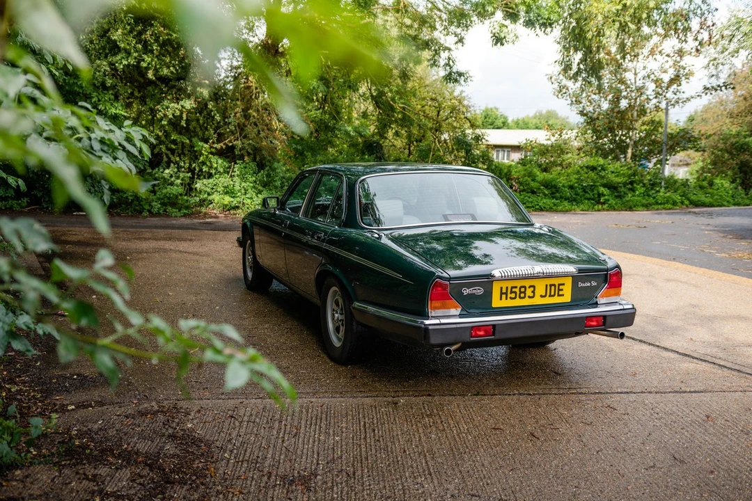 1990 Daimler - Image 10 of 30