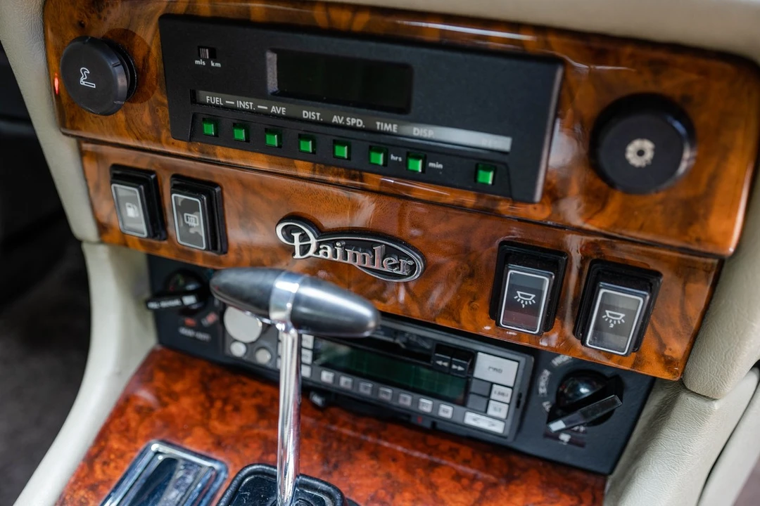 1990 Daimler - Image 29 of 30
