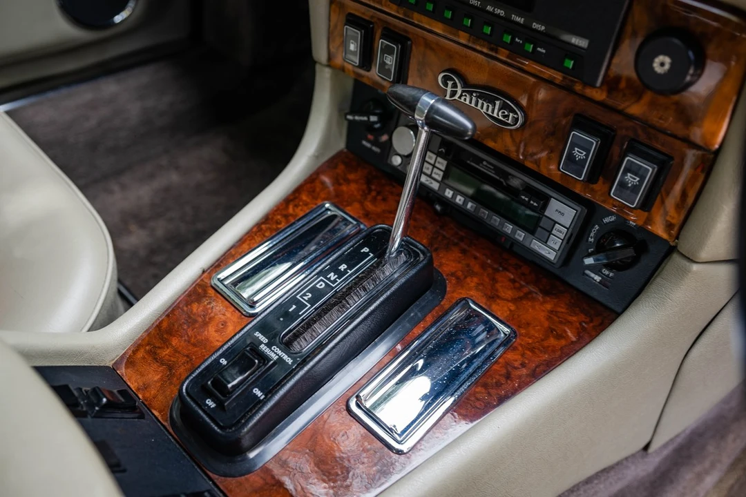 1990 Daimler - Image 30 of 30
