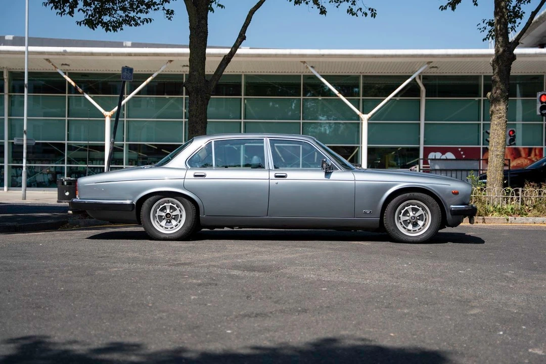 1990 Daimler - Image 7 of 30