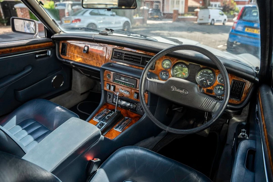 1990 Daimler - Image 14 of 30
