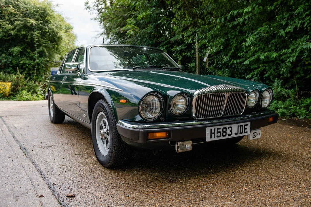 1990 Daimler - Image 13 of 30