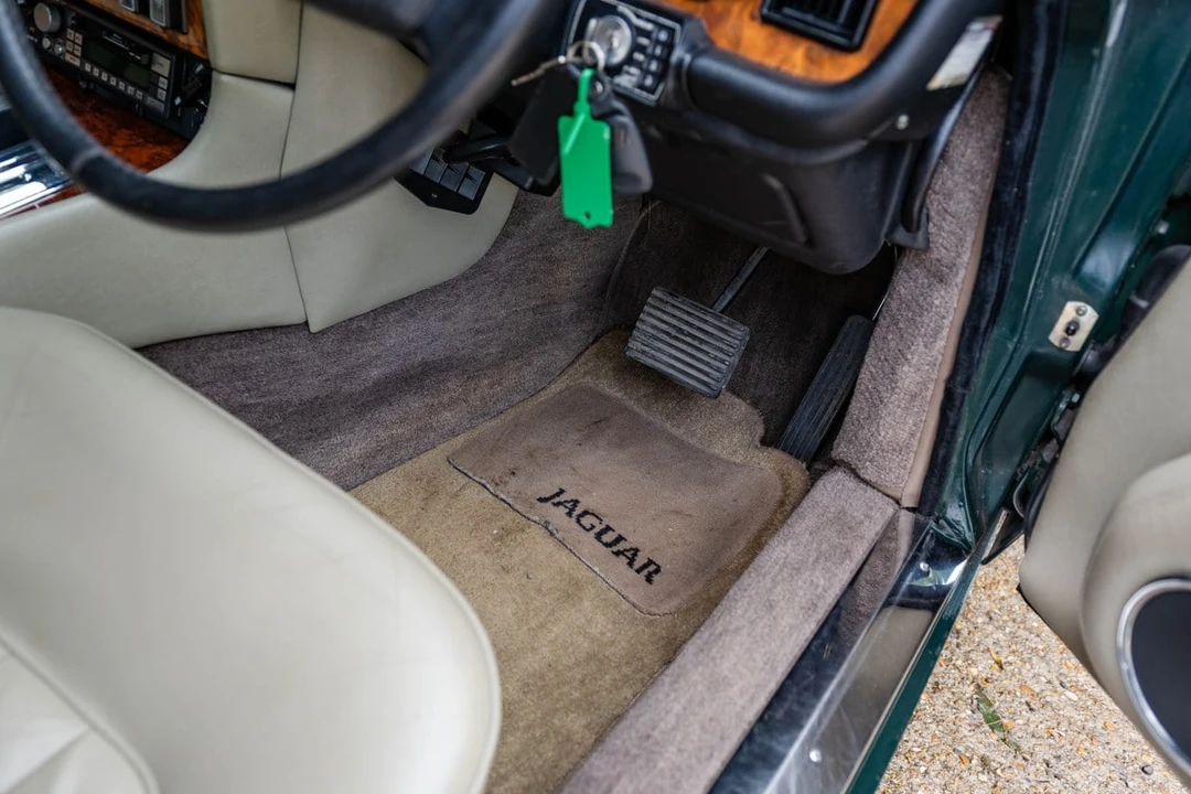 1990 Daimler - Image 28 of 30