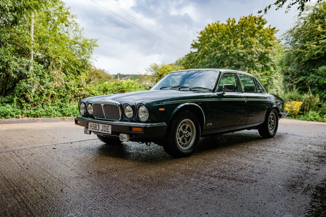 1990 Daimler - Image 5 of 30
