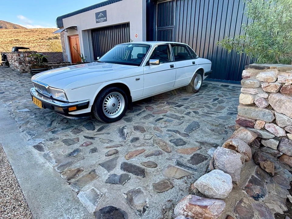 1990 Daimler - Image 11 of 30