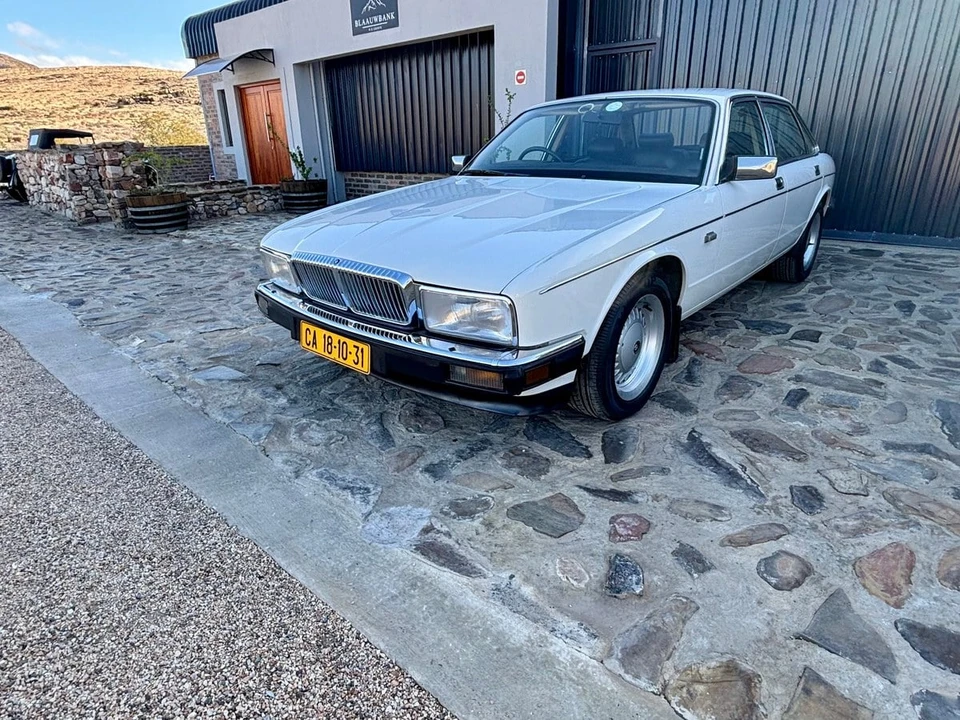 1990 Daimler - Image 9 of 30