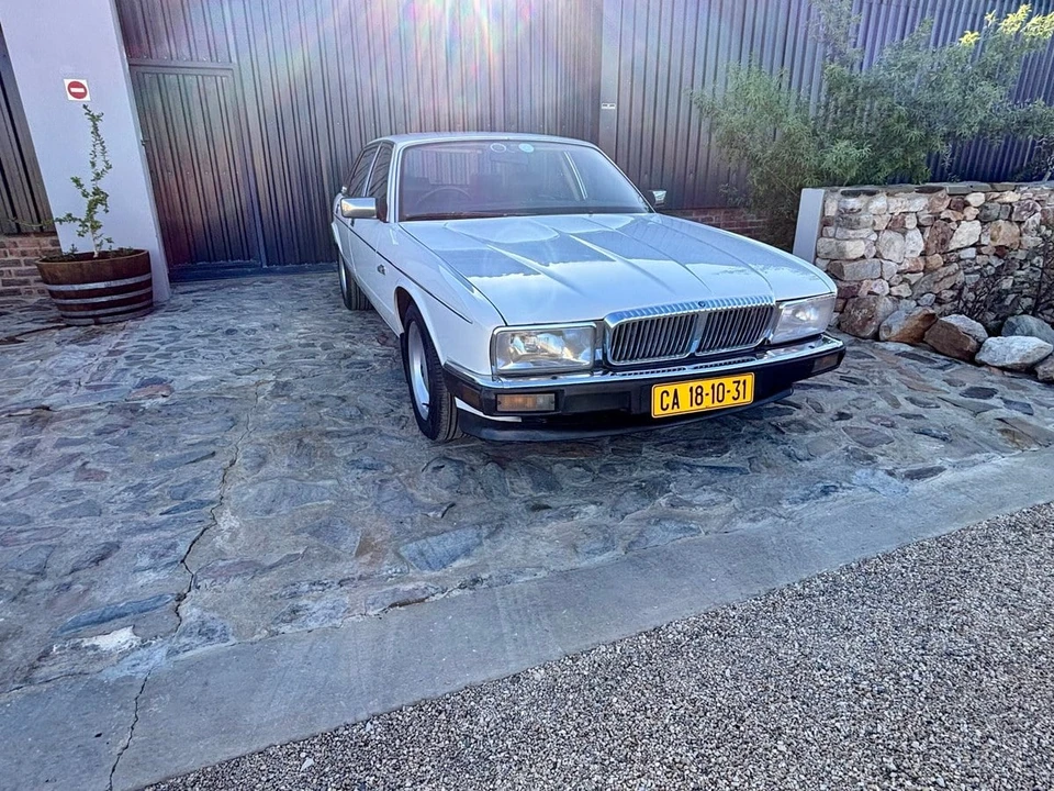 1990 Daimler - Image 5 of 30