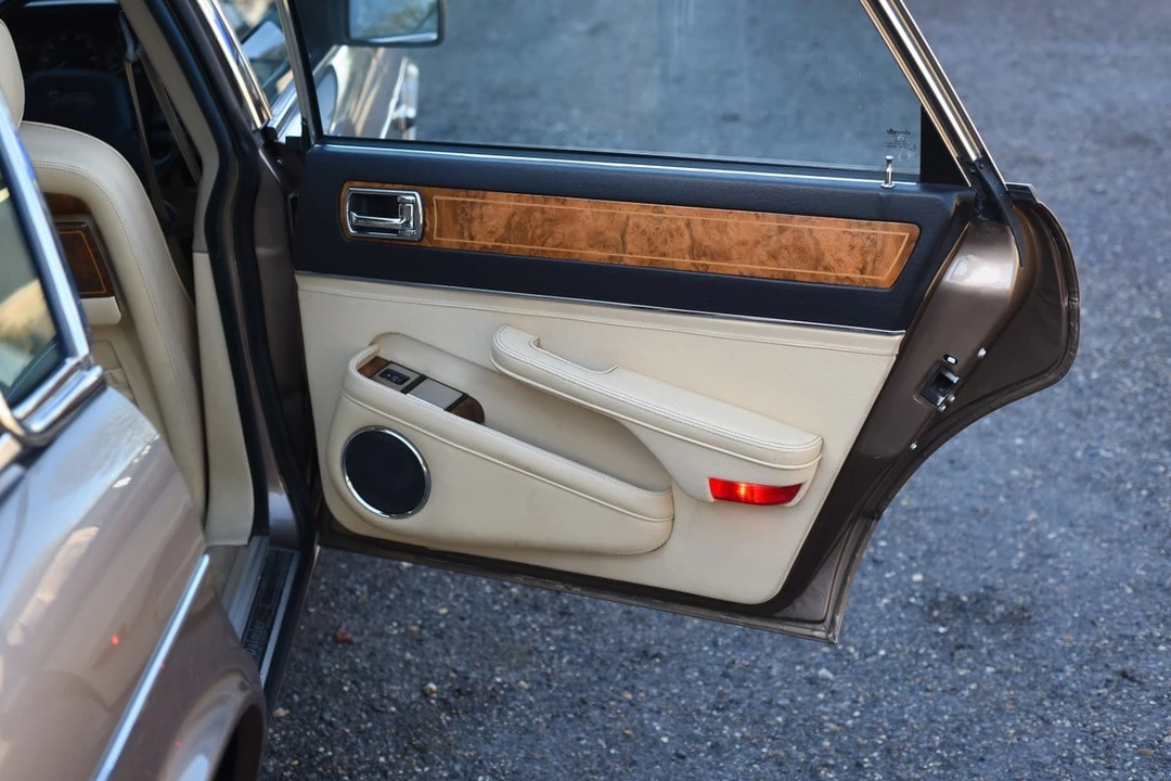 1990 Daimler - Image 30 of 30