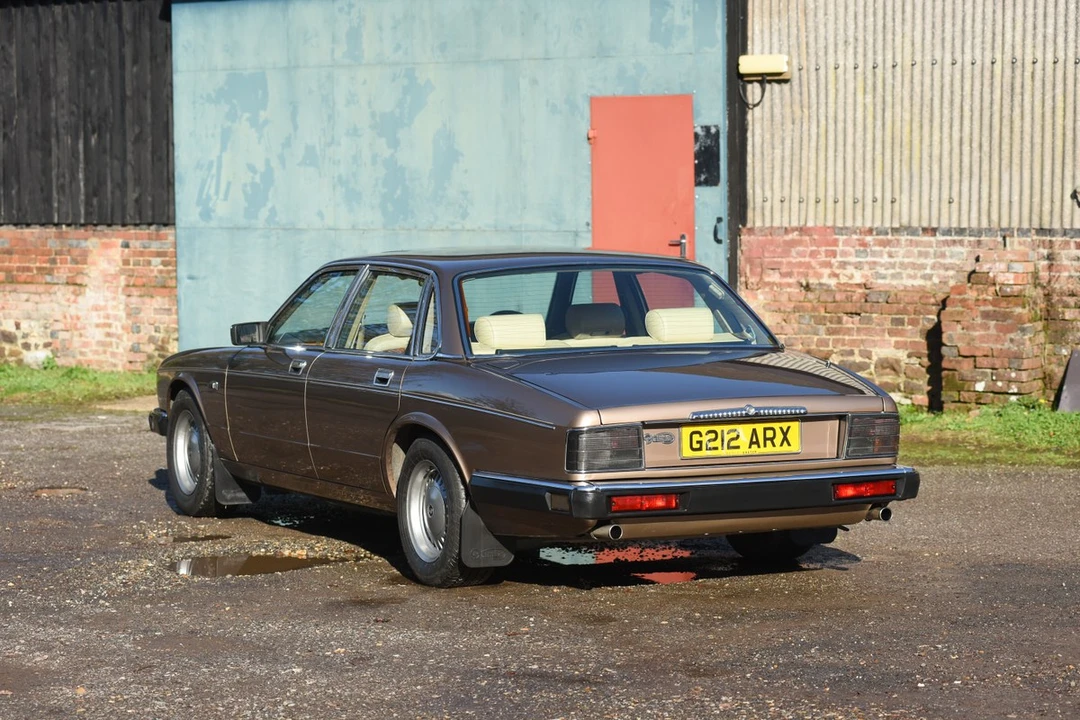 1990 Daimler - Image 20 of 30