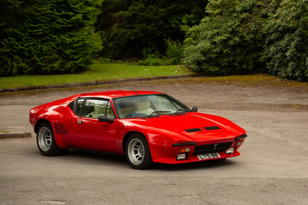 1990 DeTomaso Pantera - Image 15 of 31