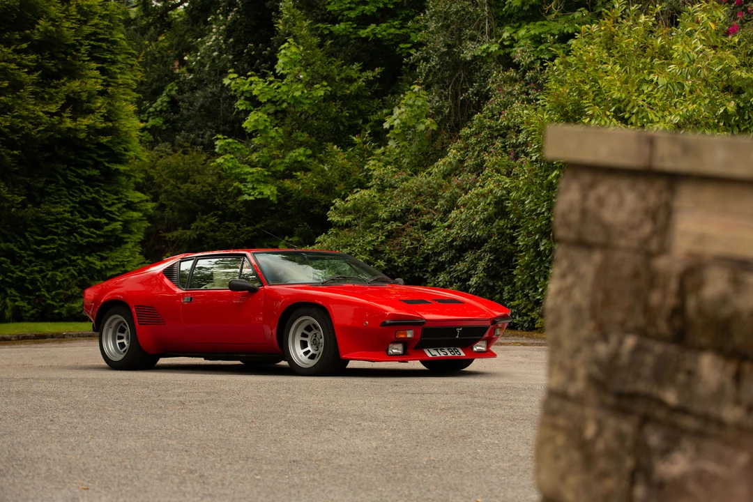 1990 DeTomaso Pantera - Image 18 of 31
