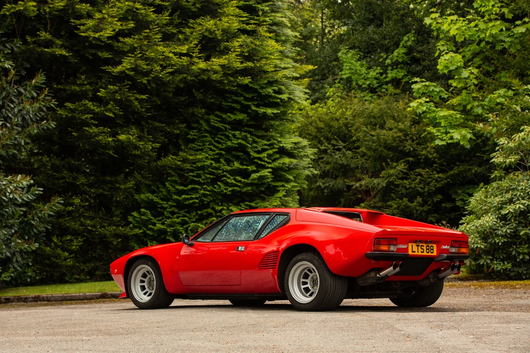 1990 DeTomaso Pantera - Image 23 of 31