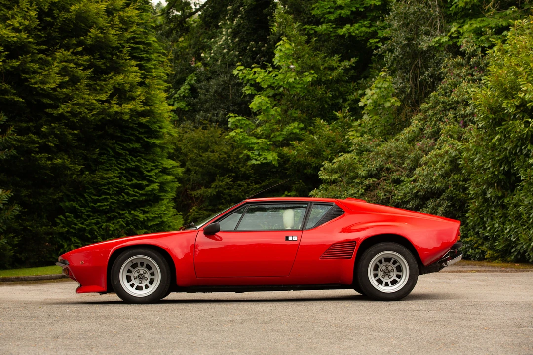 1990 DeTomaso Pantera - Image 22 of 31