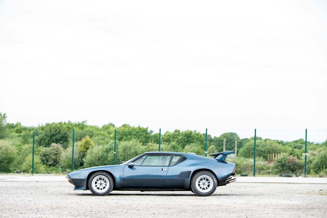 1990 DeTomaso Pantera - Image 2 of 24