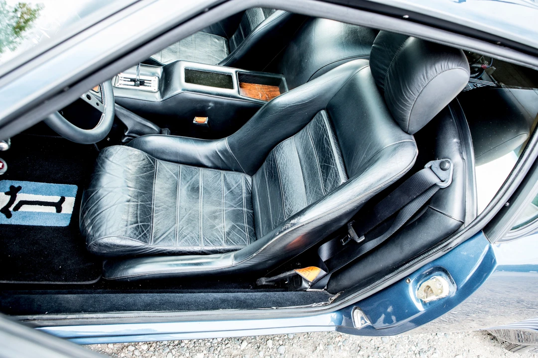 1990 DeTomaso Pantera - Image 22 of 24