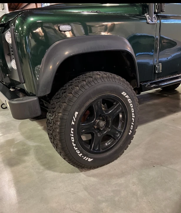 1997 Land Rover Defender 130 - Image 3 of 6