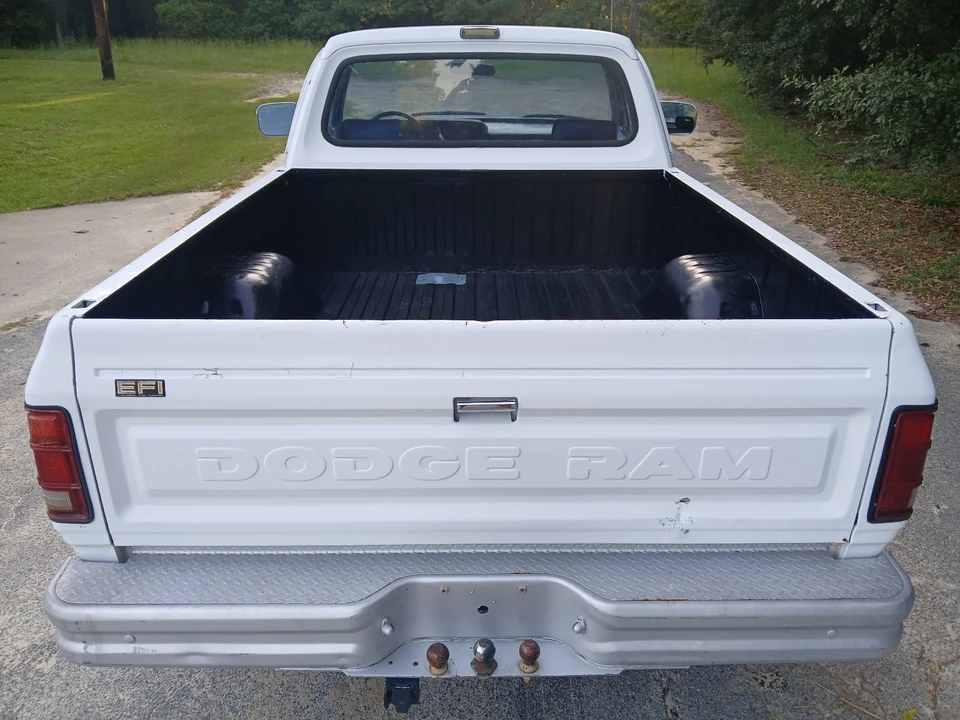 1990 Dodge D Series 3rd Gen - Image 12 of 31
