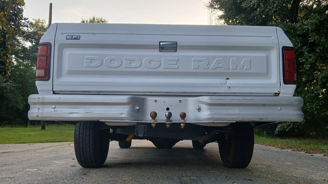 1990 Dodge D Series 3rd Gen - Image 10 of 31