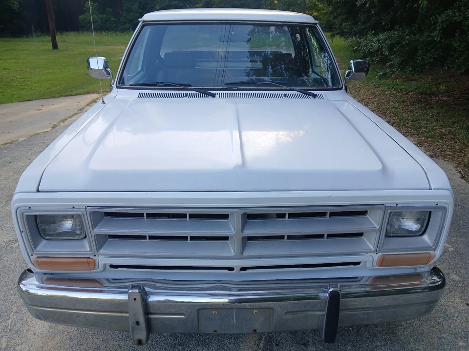 1990 Dodge D Series 3rd Gen - Image 8 of 31