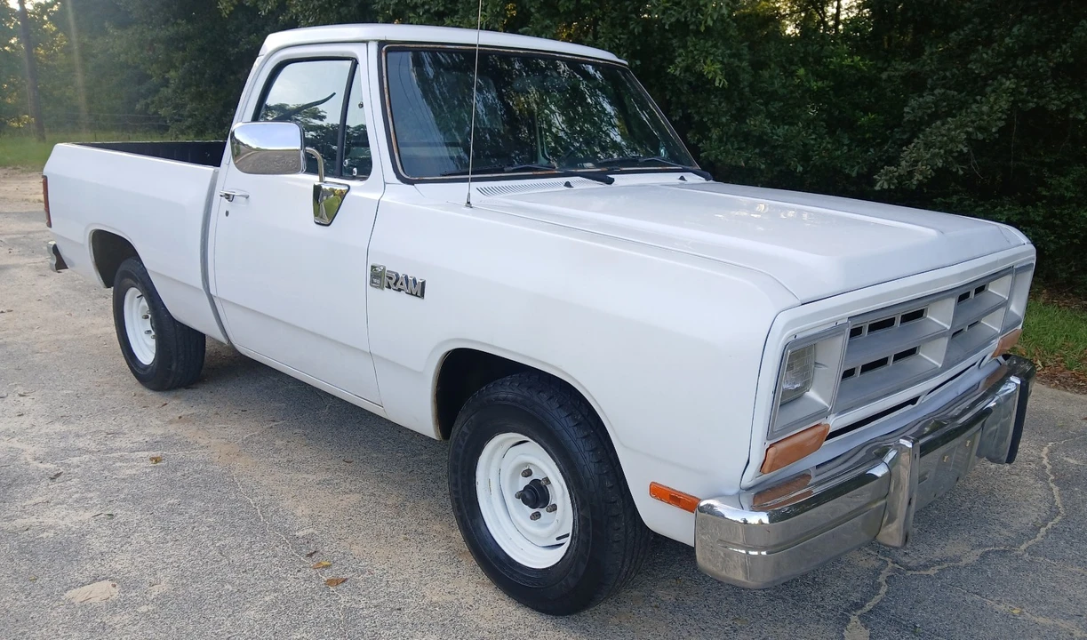 1990 Dodge D Series 3rd Gen - Image 7 of 31