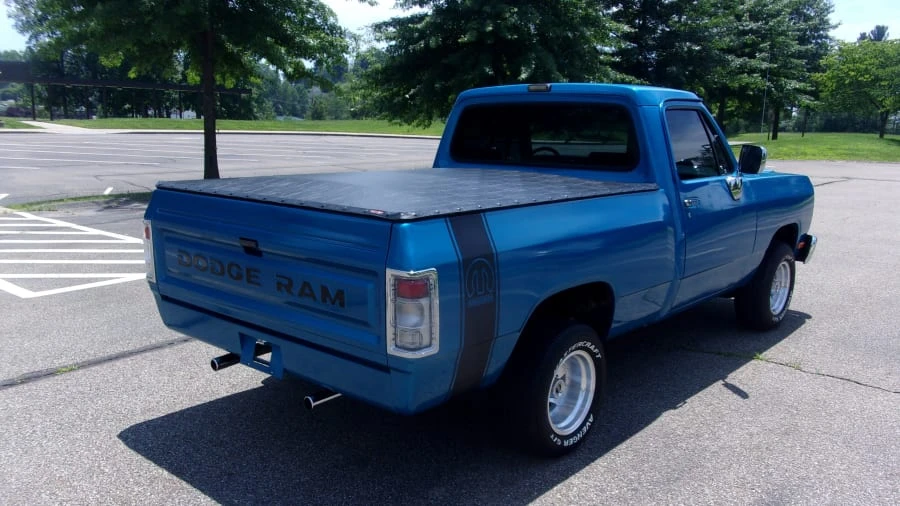 1990 Dodge D Series - Image 10 of 12