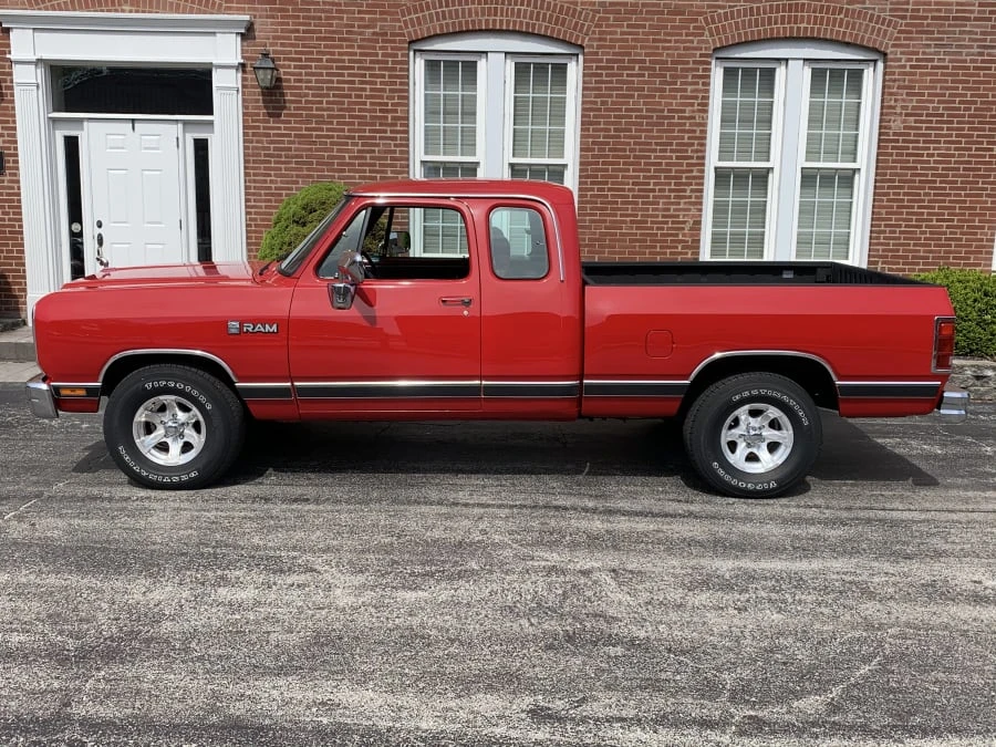 1990 Dodge Ram 1st Gen - Image 2 of 7