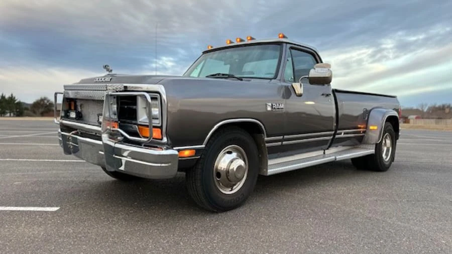1990 Dodge Ram 1st Gen - Image 11 of 27