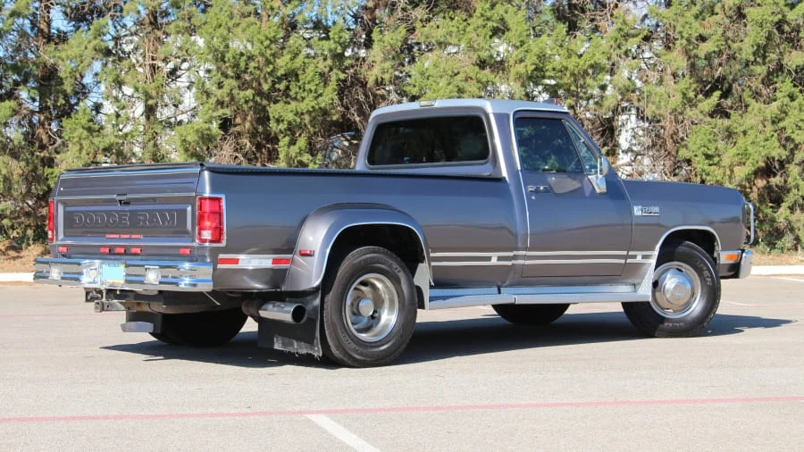 1990 Dodge Ram 1st Gen - Image 8 of 31