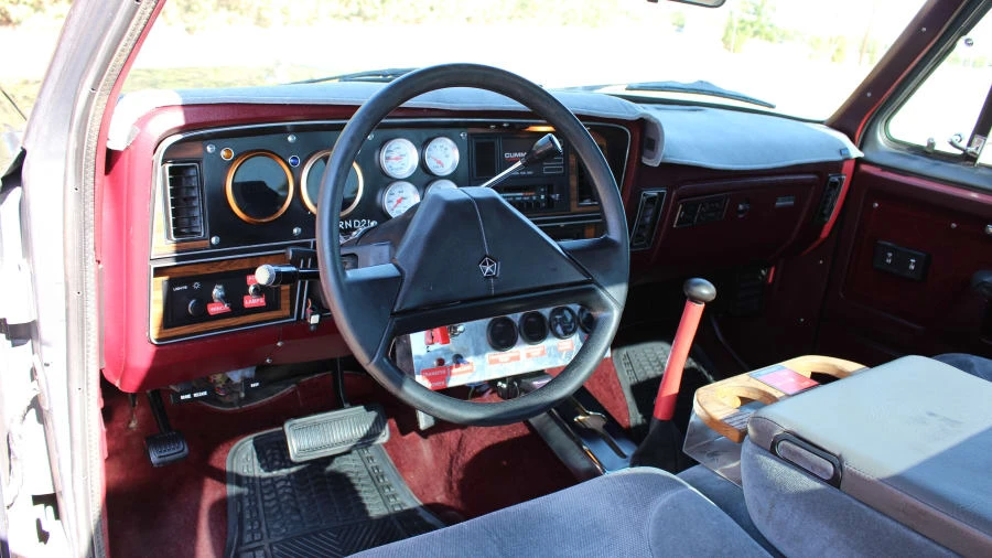1990 Dodge Ram 1st Gen - Image 13 of 31