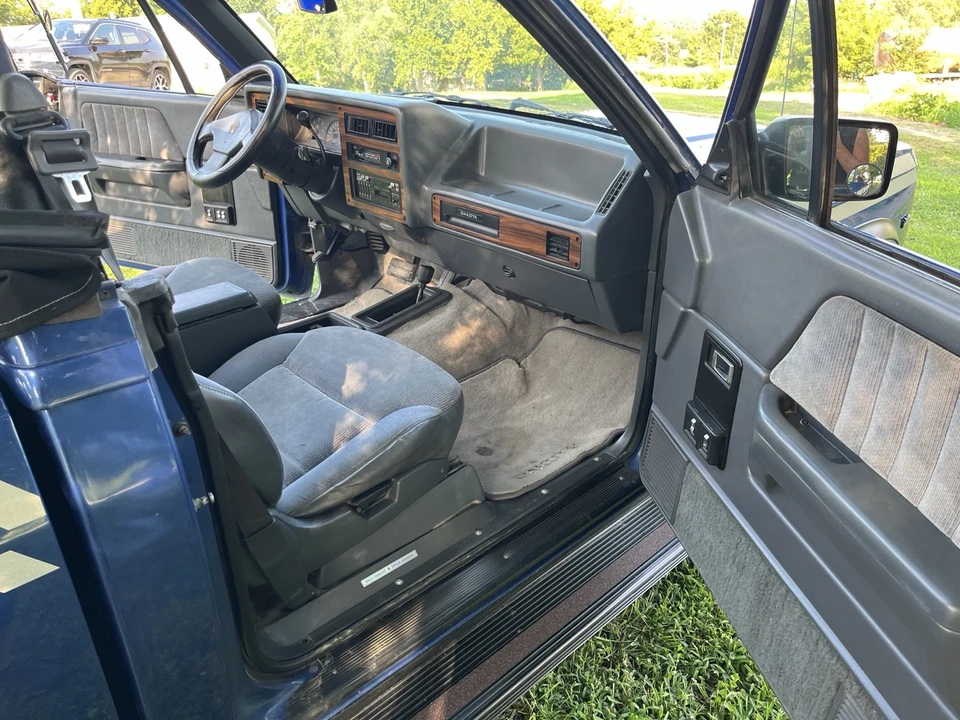1990 Dodge Dakota 1st Gen - Image 16 of 31