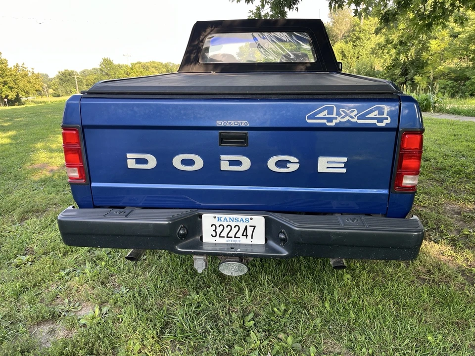 1990 Dodge Dakota 1st Gen - Image 4 of 31