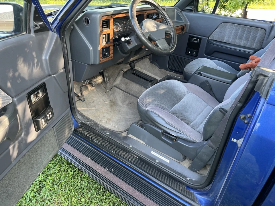 1990 Dodge Dakota 1st Gen - Image 15 of 31
