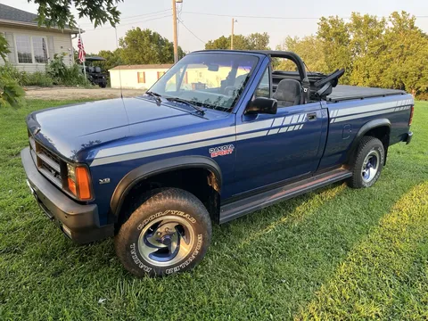 1990 Dodge Dakota SPORT