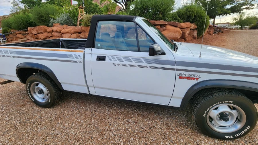 1990 Dodge Dakota 1st Gen - Image 6 of 8