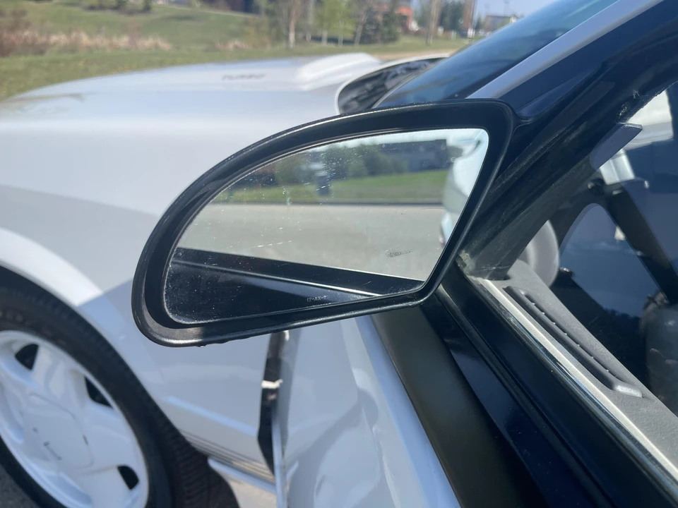 1990 Dodge Daytona - Image 17 of 31