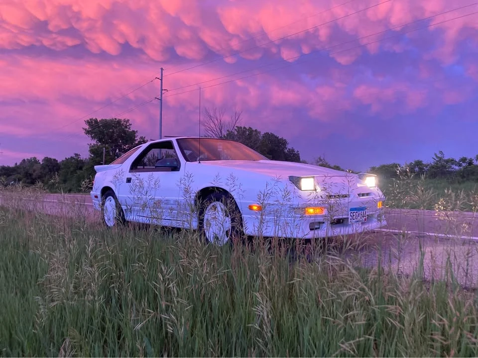1990 Dodge Daytona - Image 6 of 10