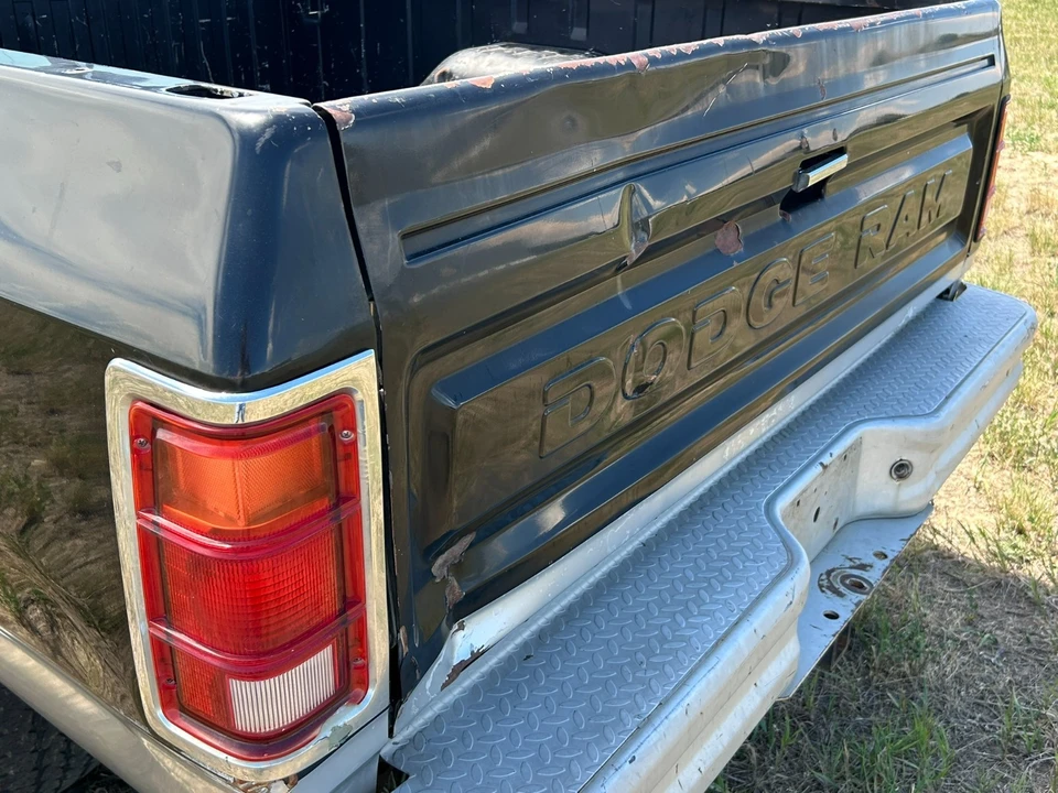 1990 Dodge Ram 1st Gen - Image 23 of 31