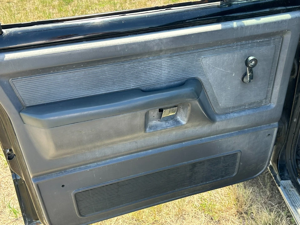 1990 Dodge Ram 1st Gen - Image 18 of 31