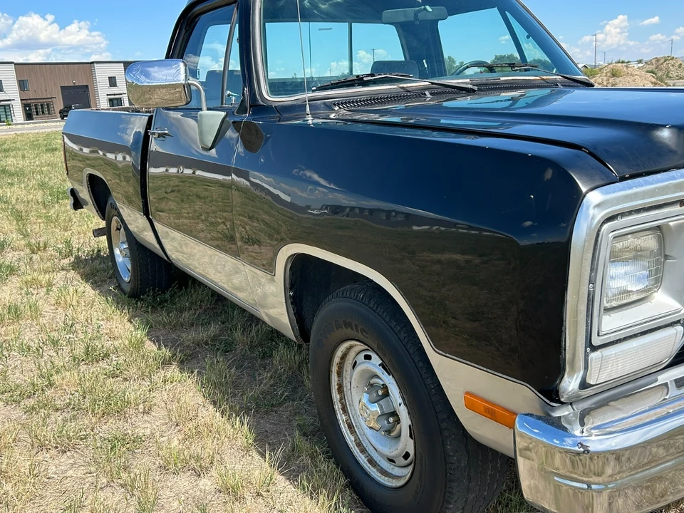 1990 Dodge Ram 1st Gen - Image 13 of 31