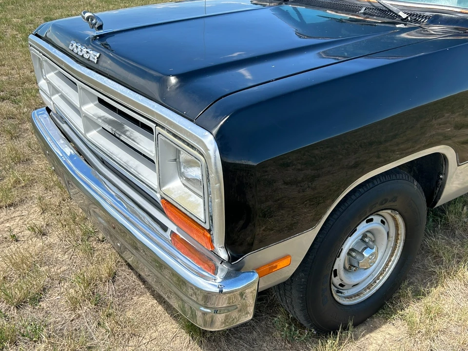 1990 Dodge Ram 1st Gen - Image 30 of 31