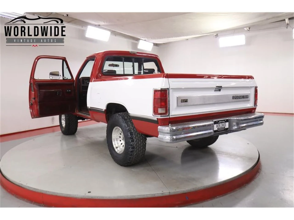 1990 Dodge Ram 1st Gen - Image 22 of 31