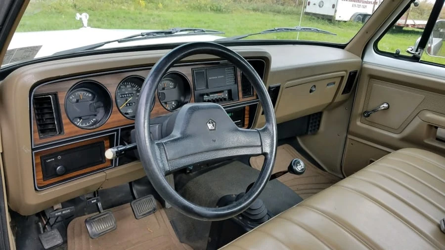 1990 Dodge Ram 1st Gen - Image 3 of 8